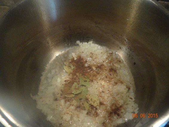 Onions mixed with salt and pepper (bay leaves, optional).